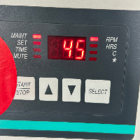 New Brunswick Innova 2100 Platform Shaker image 1